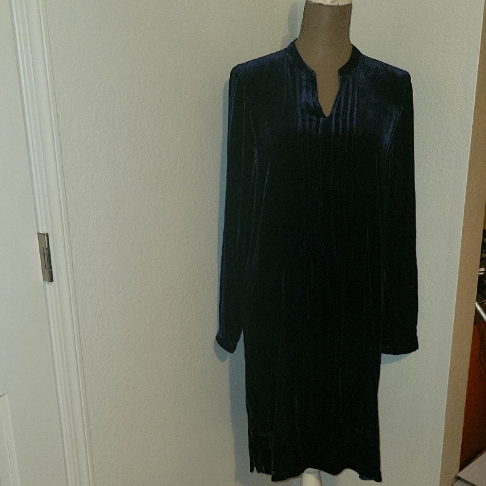 Sumdance Catalog Navy Blue Velvet Dress